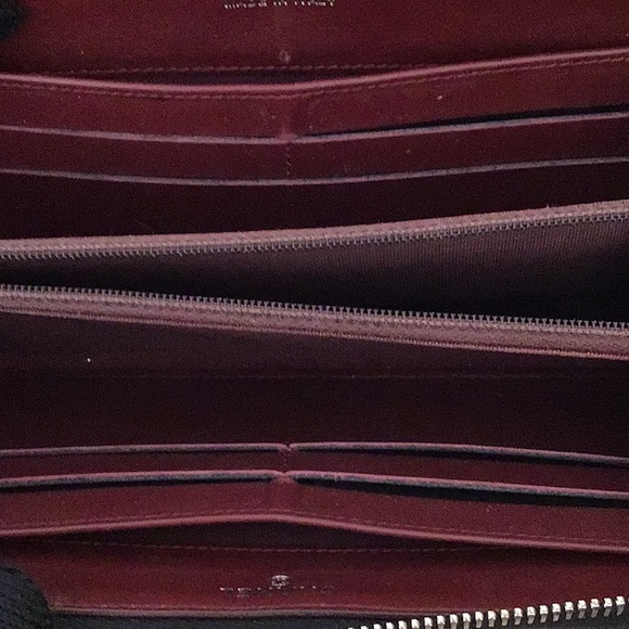 Chanel Quilted Wallet in Black 🖤🖤🖤 - Picture 14 of 16